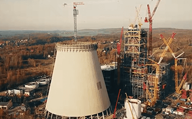 Terex Flat Top Tower Crane performing precision lifts at a Canada construction site